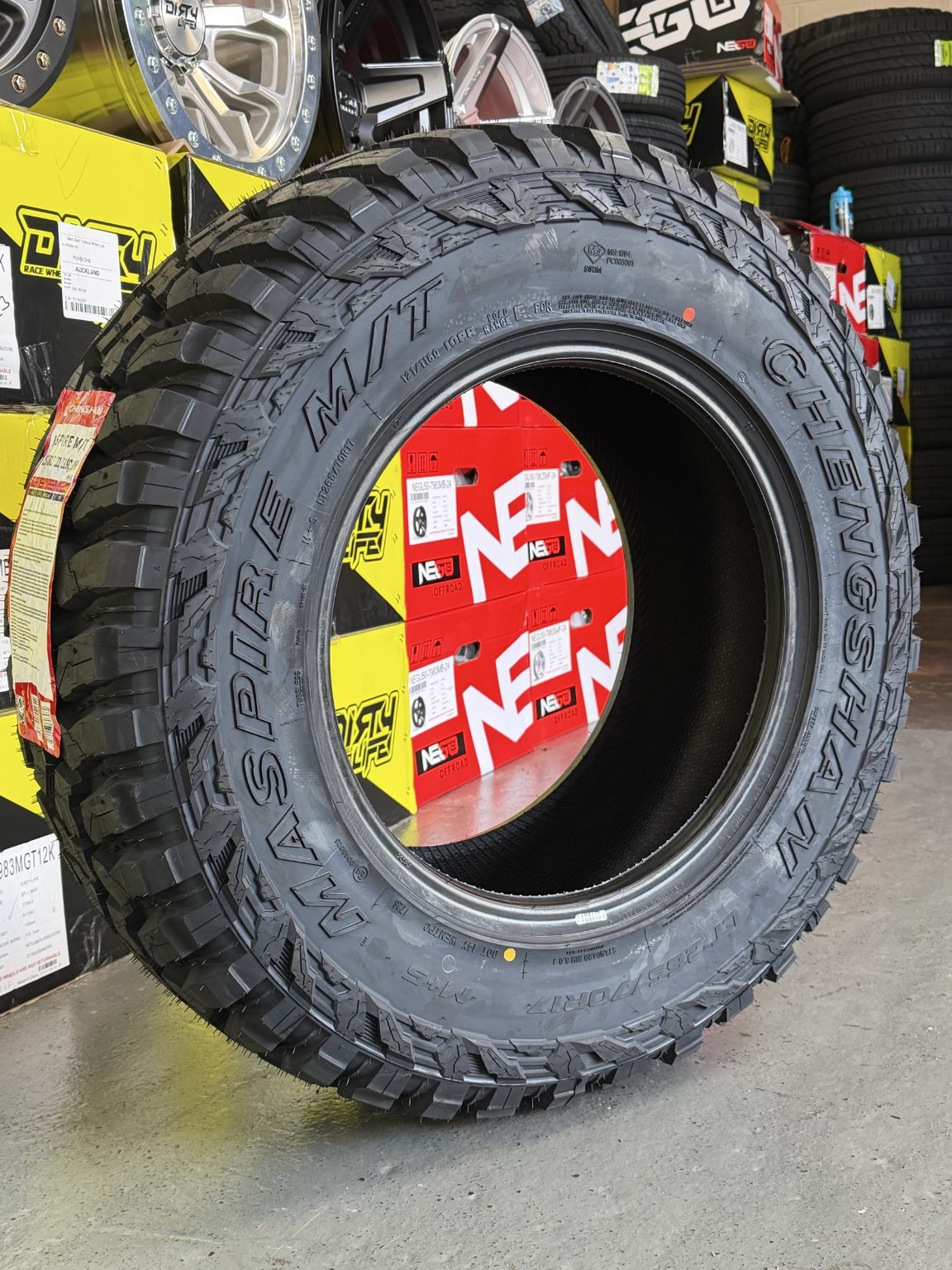 265/70R17 Chengshan Masipire M/T (Mud Terrain) Tyre