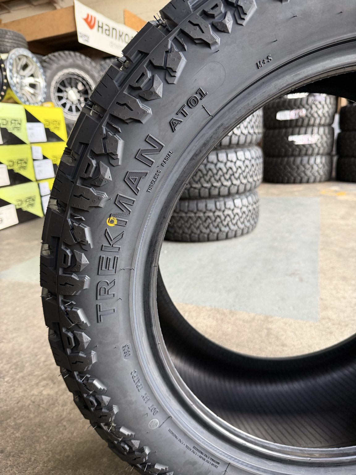 285/50R20 AUSTONE TREKMAN AT01 - All Terrain Tyre
