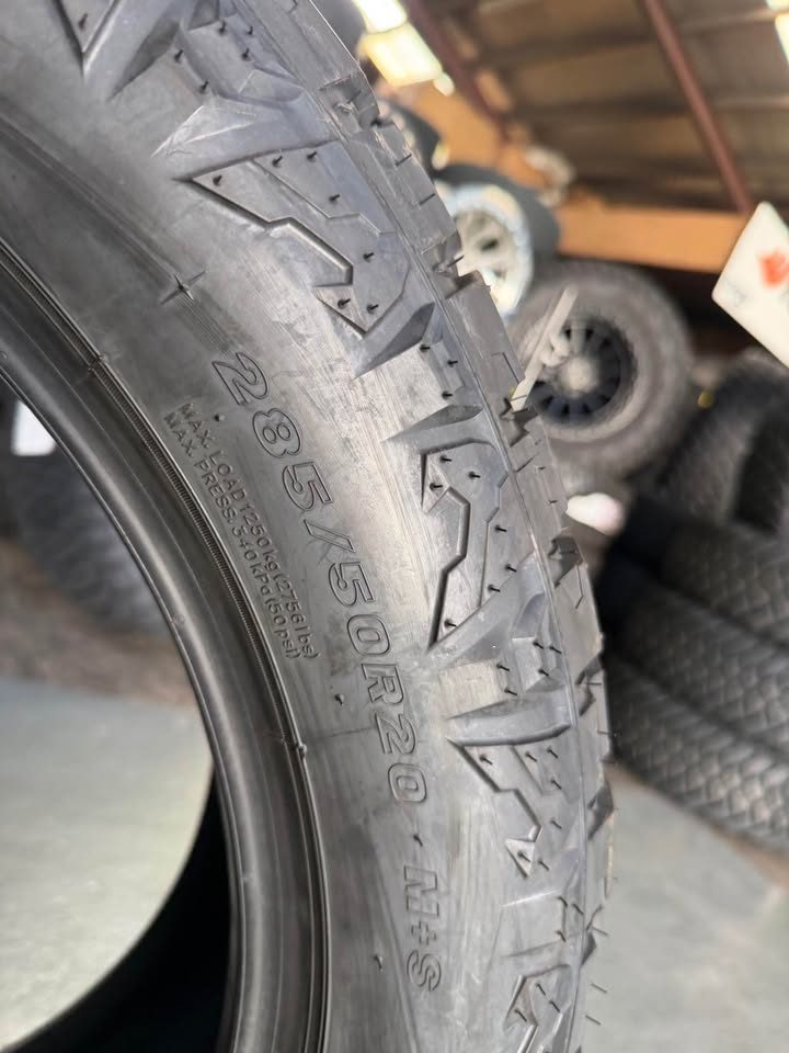 285/50R20 Maxxis Razr AT811 Tyre | Lowest Price NZ
