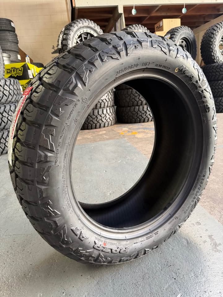 285/50R20 Maxxis Razr AT811 Tyre | Lowest Price NZ