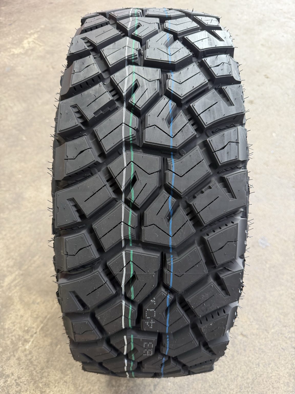 265/75R16 Tesche Ridgeblade X/RT Tyre (Winner of 2025 German Red Dot Award)