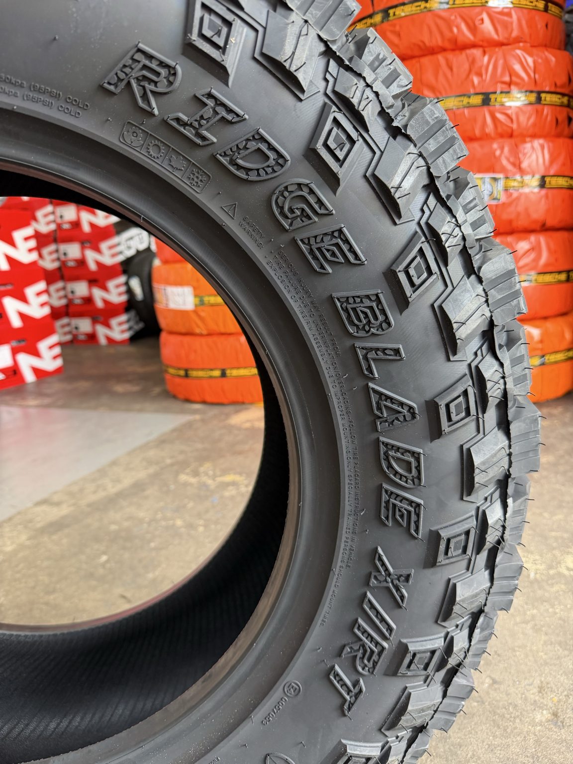 265/70R17 Tesche Ridgeblade X/RT Tyre (Winner of 2025 German Red Dot Award)