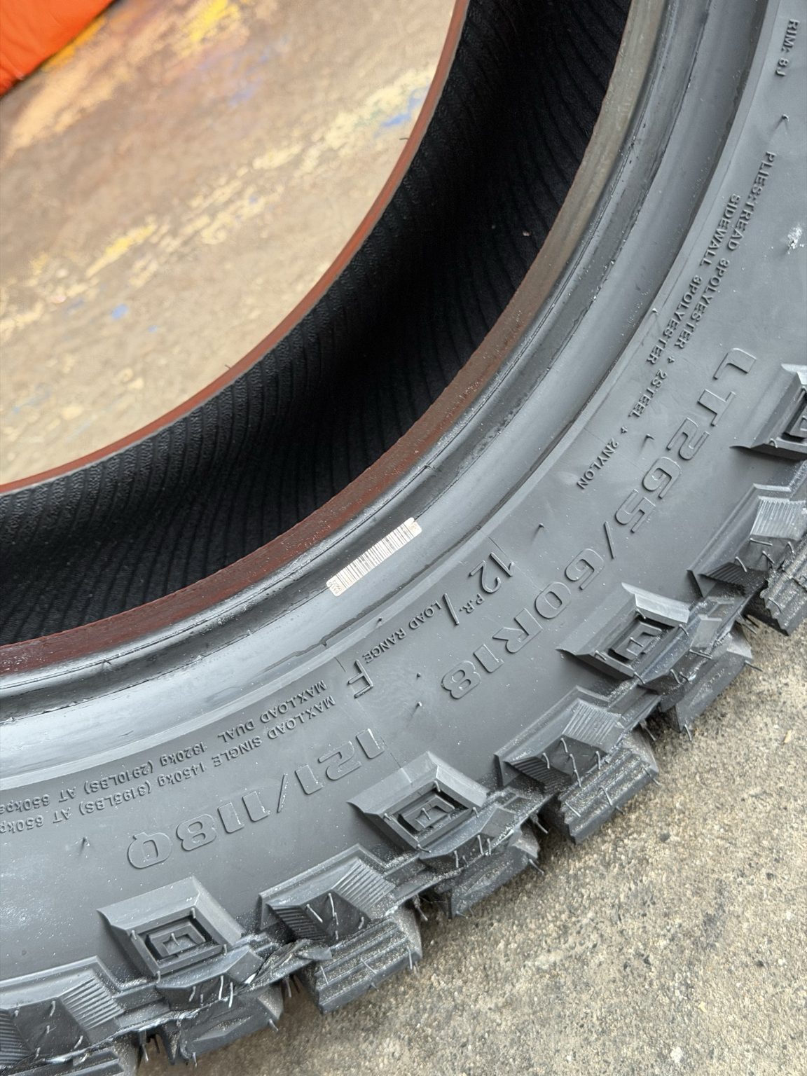 265/60R18 Tesche Ridgeblade X/RT Tyre (Winner of 2025 German Red Dot Award)