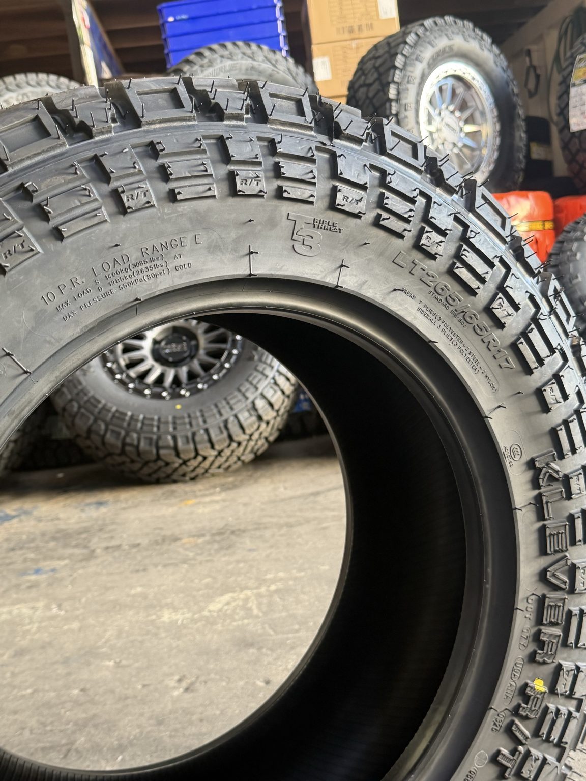 265/65R17 Kenda Klever KR601 R/T Tyre