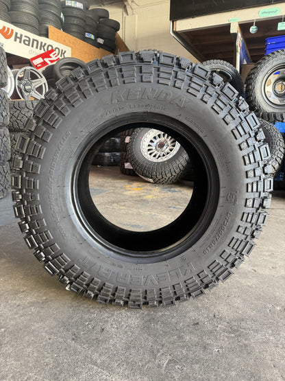265/75R16 Kenda Klever KR601 R/T Tyre