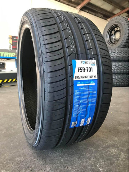 295/35R21 Fortune FSR-701 Tyre