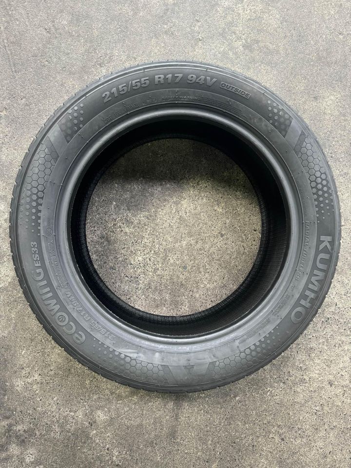 215/55R17 Kumho ES33 Ecowing 94V Tyre – Quiet, Fuel-Efficient All-Season Passenger Tyre