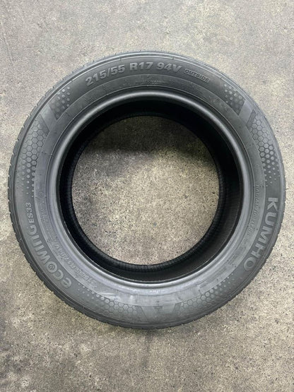 215/55R17 Kumho ES33 Ecowing 94V Tyre – Quiet, Fuel-Efficient All-Season Passenger Tyre