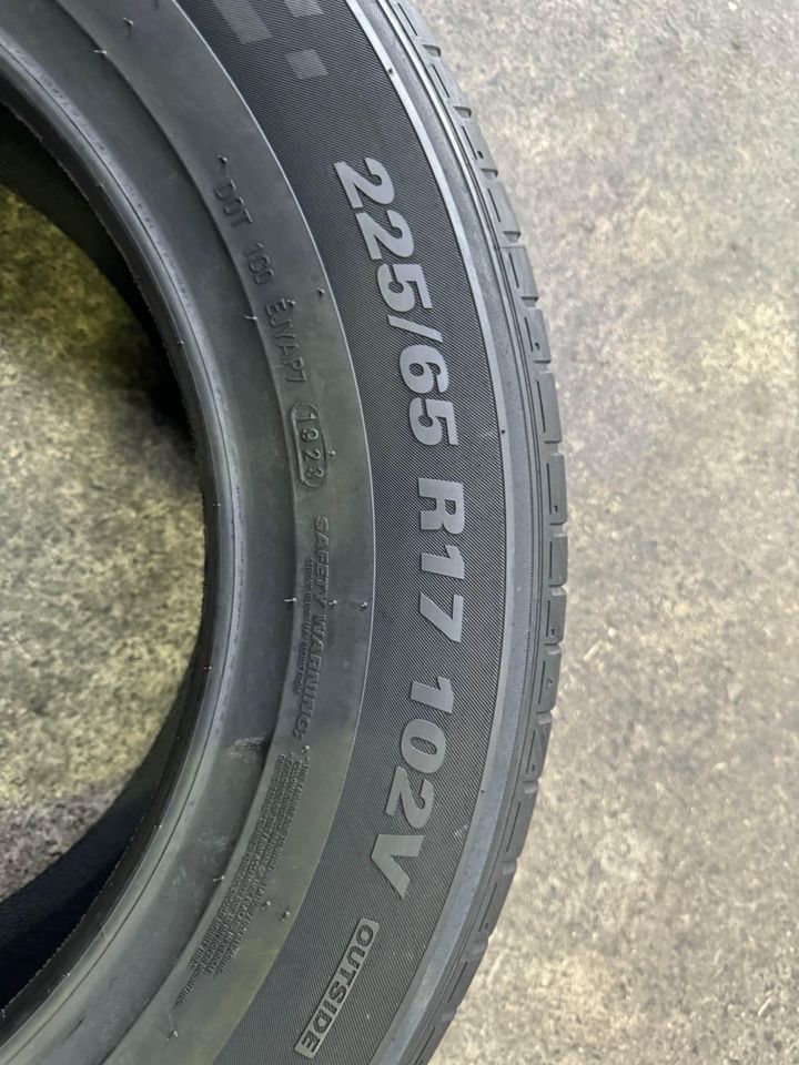 225/65R17 Kumho Ecsta PS71 SUV Tyre – High-Performance Grip | Lowest Price NZ