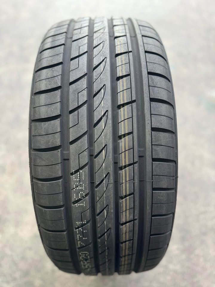 245/45R20 Prinx HP1 Tyre