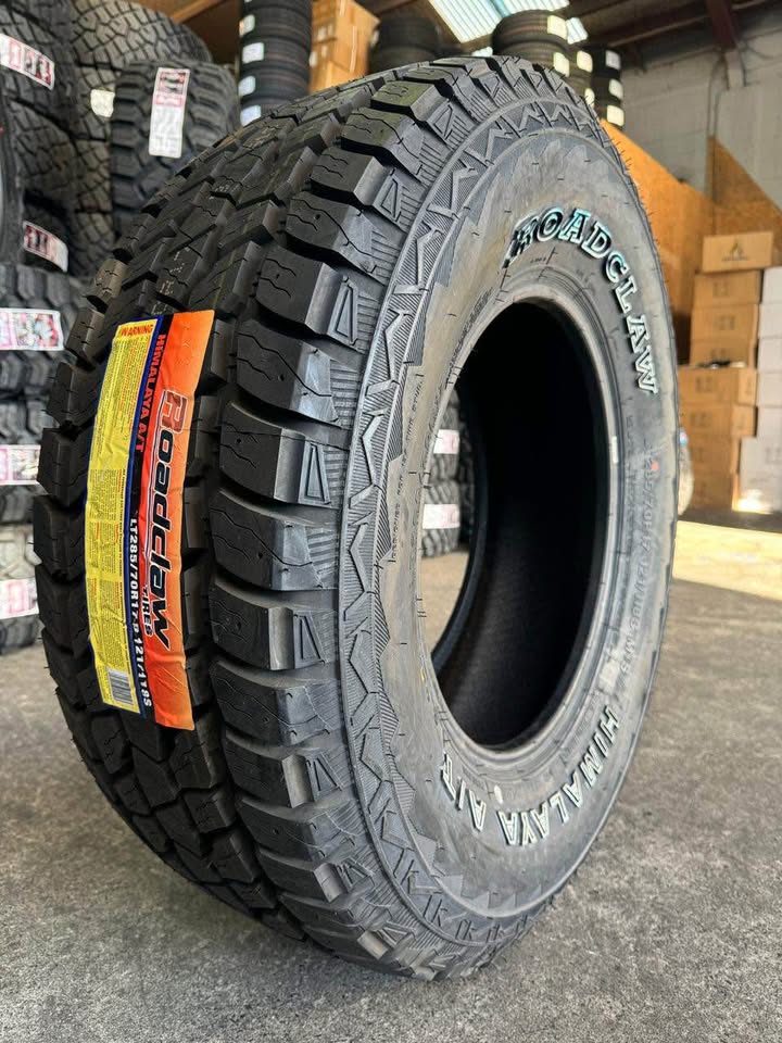 285/70R17 ROADCLAW HIMALAYA ALL TERRAIN TYRE- CLEARANCE SALE