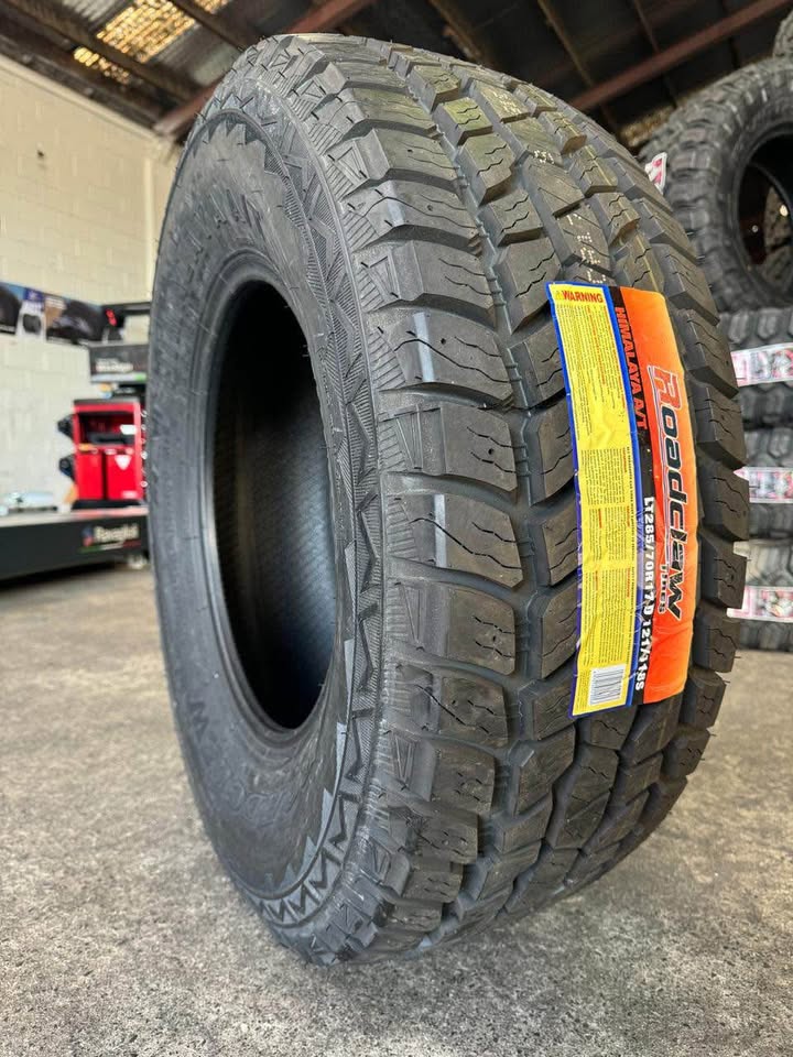 285/70R17 ROADCLAW HIMALAYA ALL TERRAIN TYRE- CLEARANCE SALE