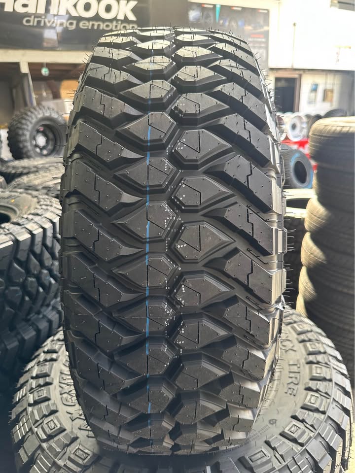 285/70R17 Sumaxx Max Explorer M/T Tyre