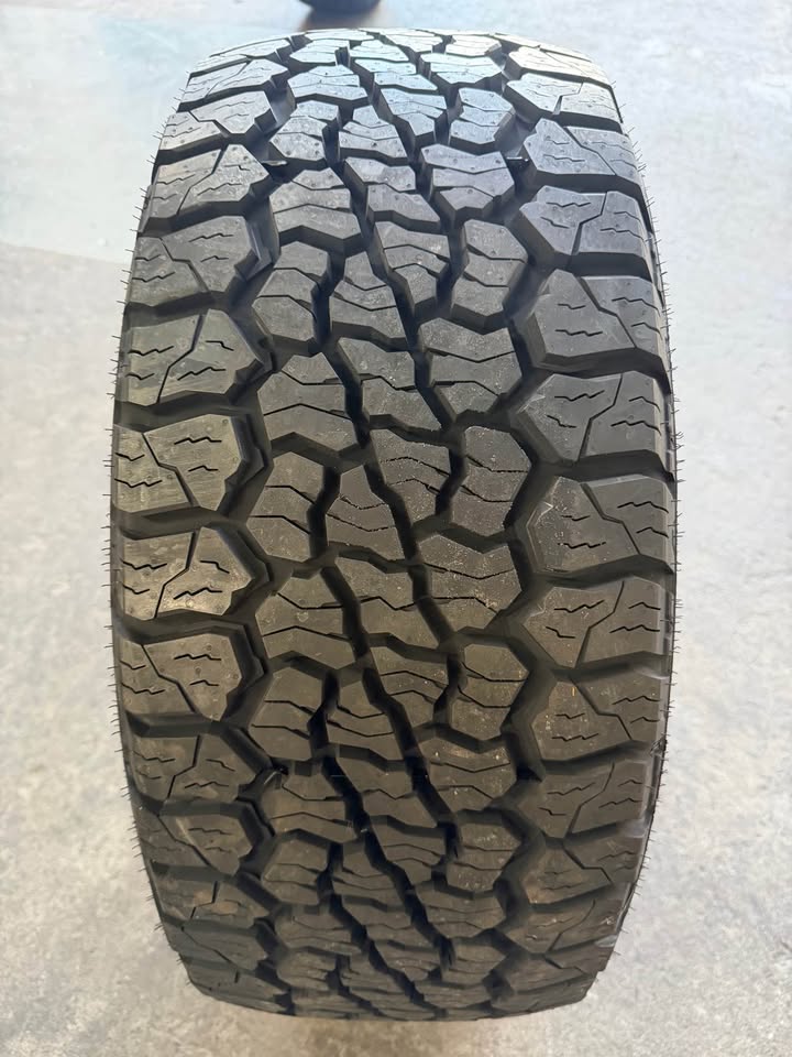 265/50R20 Venom Power Swampthing All Terrain Tyre- Premium A/T Tyre