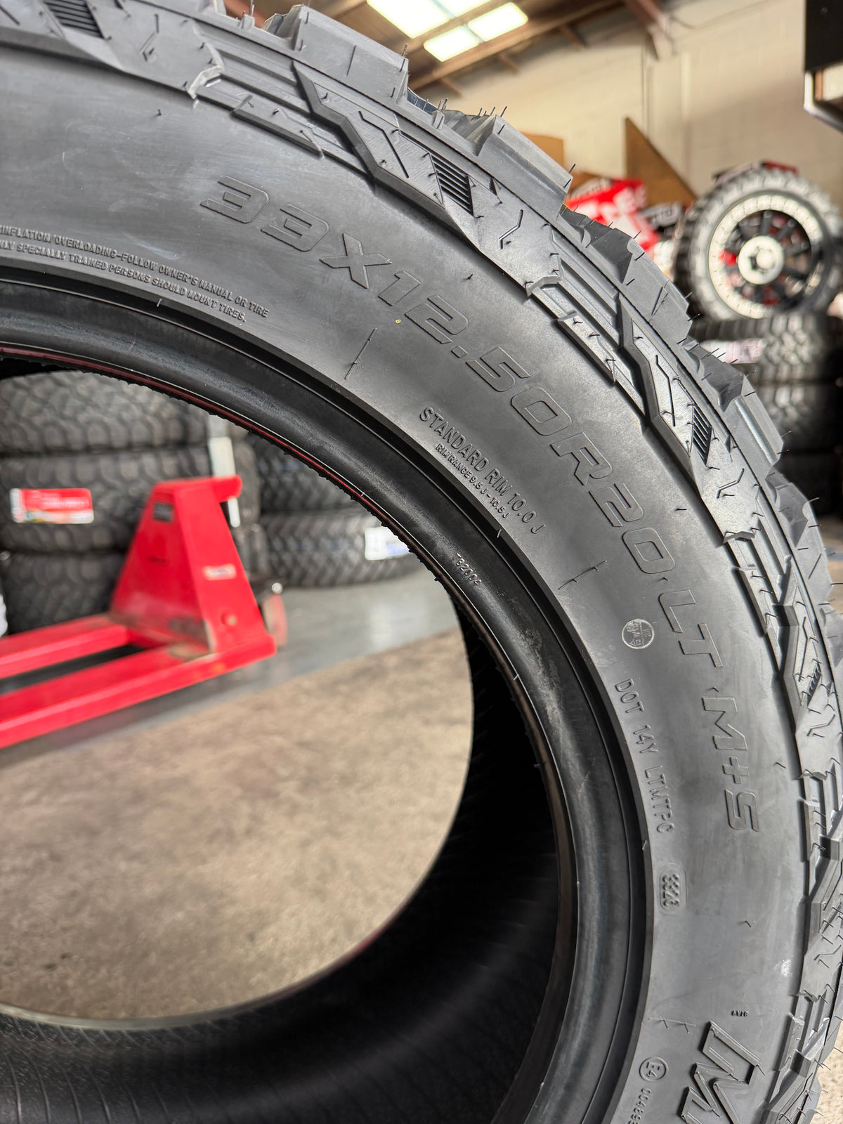 33X12.5R20 AUSTONE MASPIRE M/T TYRE